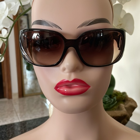 Authentic Sunglasses Chanel Large CC Silver Logo . - Picture 15 of 16